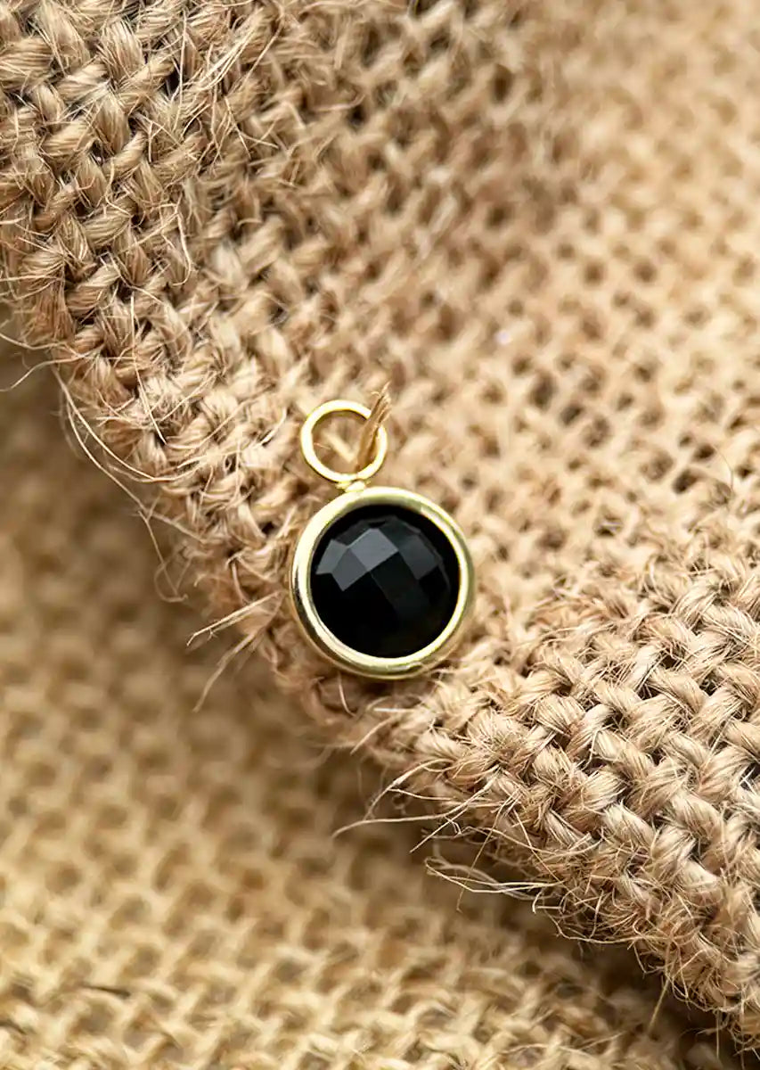Schwarzer Onyx Charm